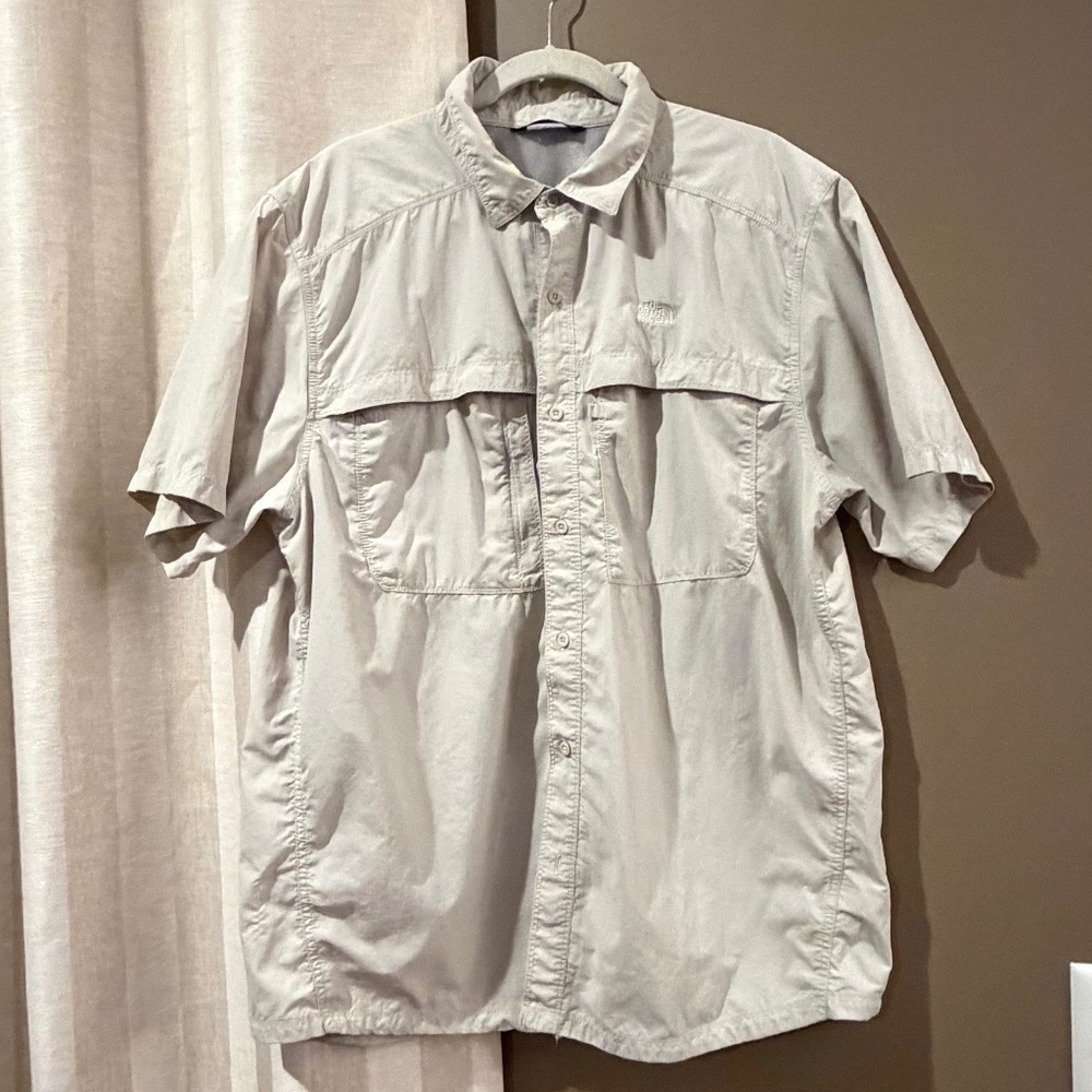The North Face Men's Sequoia Shirt Tan Outdoors, vented, Hiking, Fishing Size XL